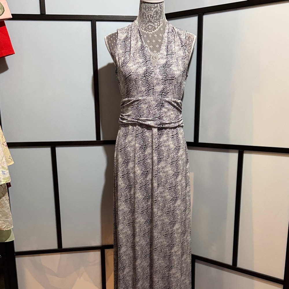 Vince Camuto Gray Printed Sleeveless Maxi Dress